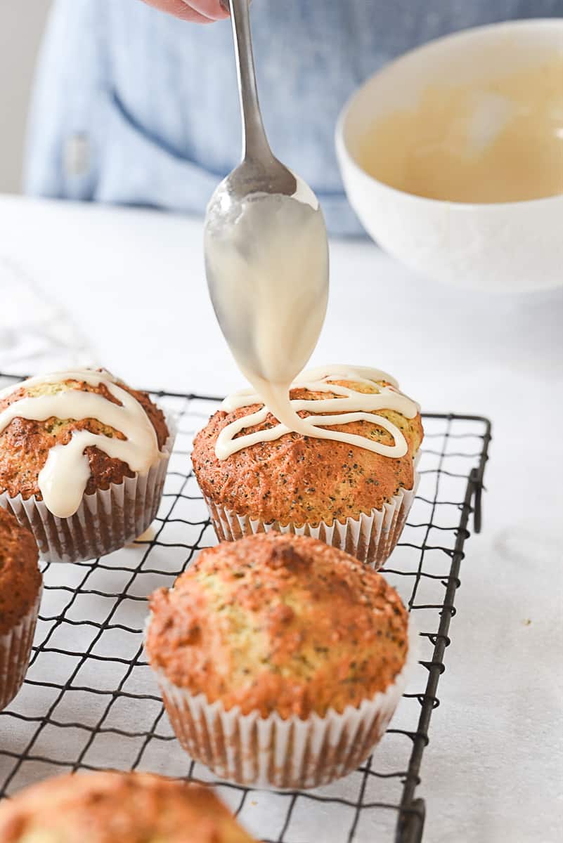 drizzling glaze on muffins