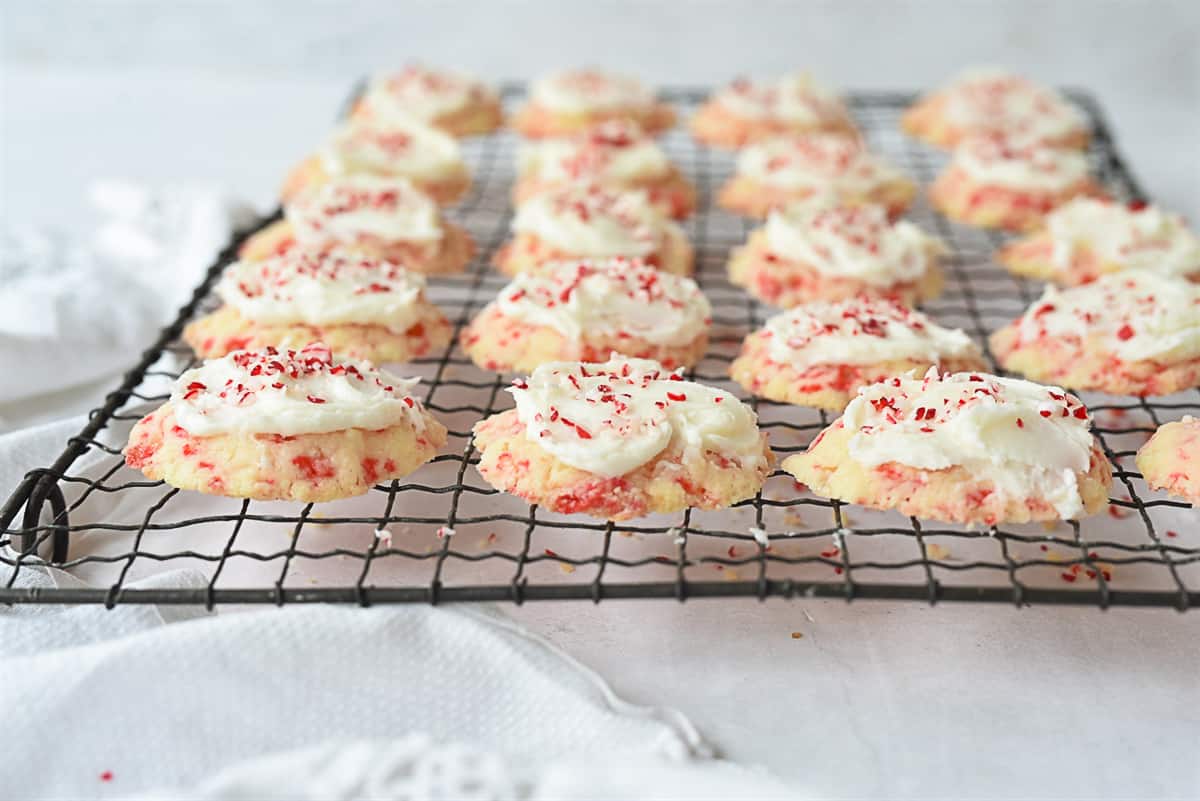 peppermint frosted cookies