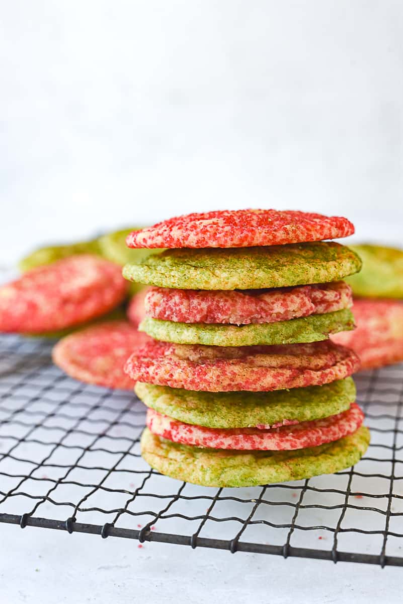 pile of christmas snickerdoodles