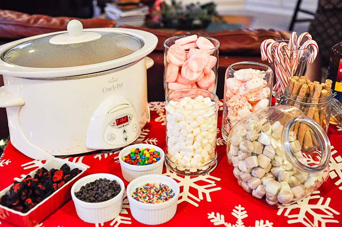 hot apple cider bar set up