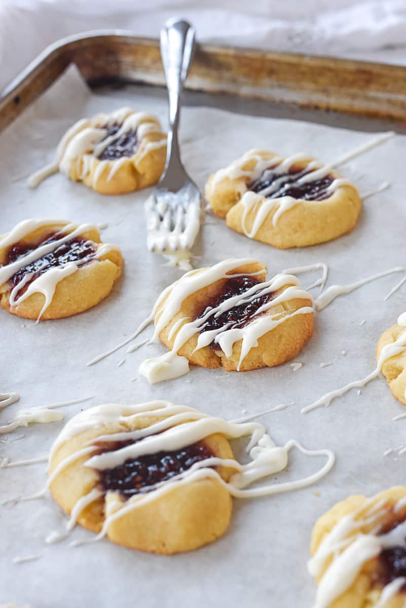 drizzled raspberry shortbread cookies