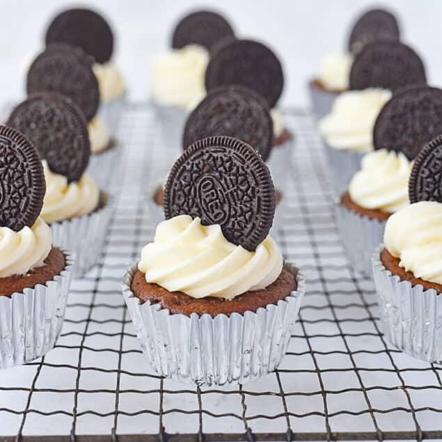 Oreo cupcakes with frosting on top