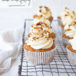 carrot cupcakes with cream cheese frosting