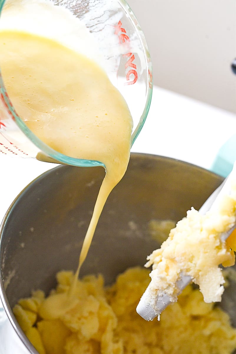 adding buttermilk to red velvet cake