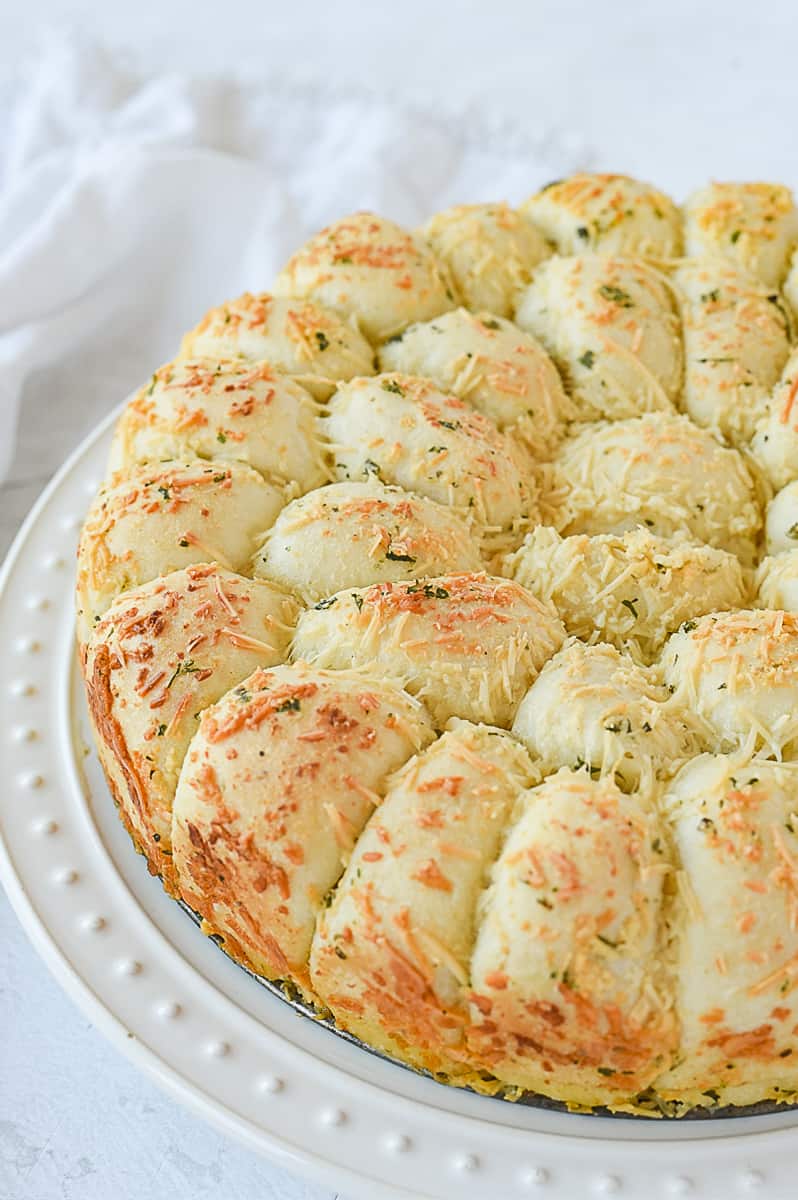 overhead shot of cheesy pull apart rolls