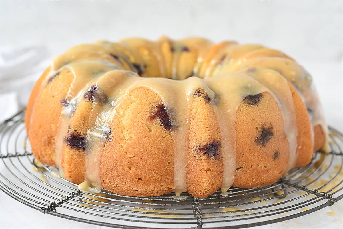 blueberry coffee cake with glaze