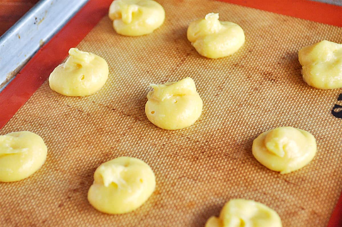 cream puffs ready to be baked