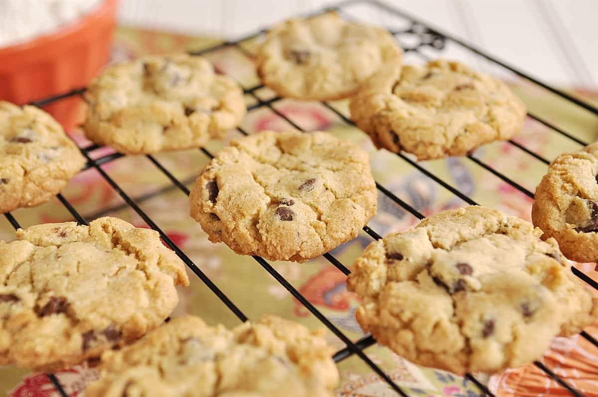 cookies on a cooling rack