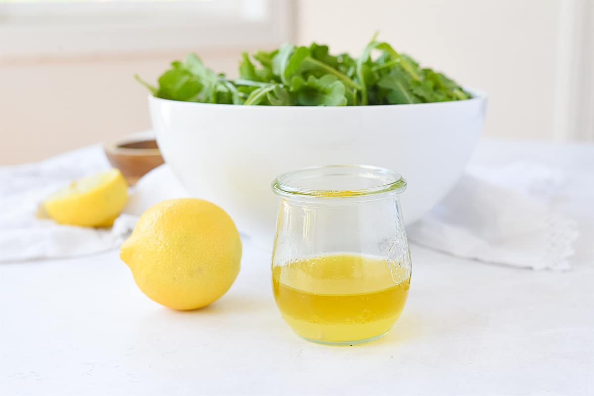 olive oil and lemon salad dressing