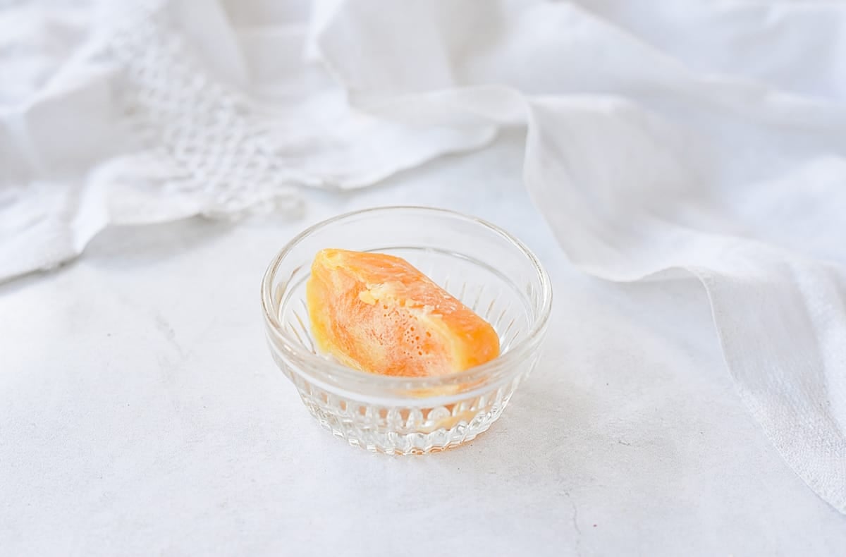 frozen egg thawing