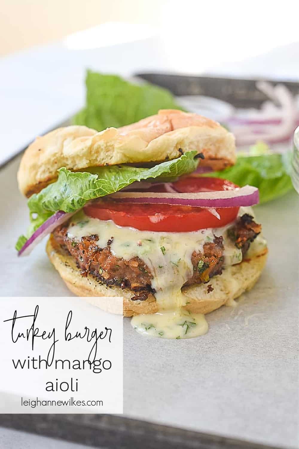 turkey burger with sauce