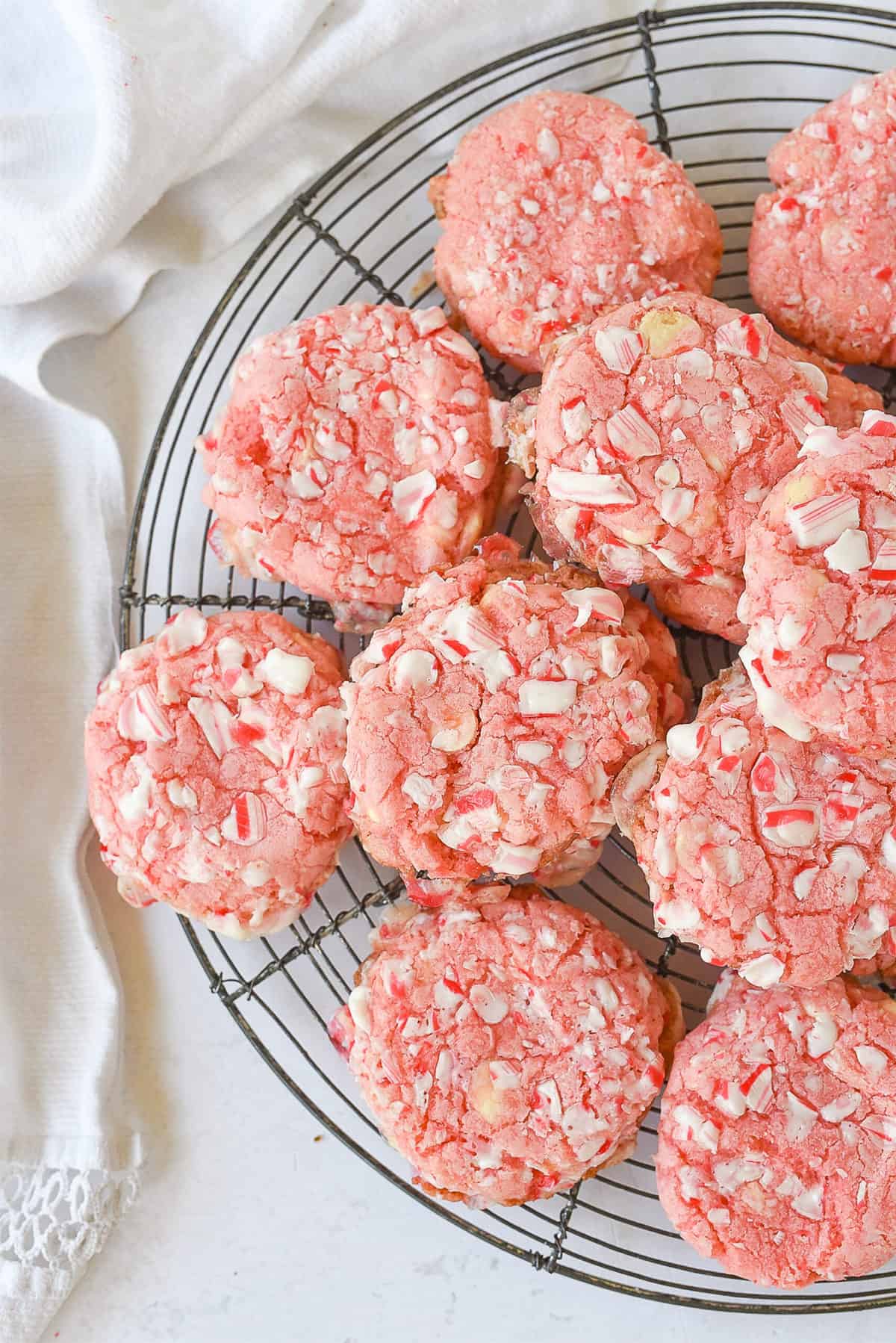 overhead shot of peppermint cookies on a cooling rack