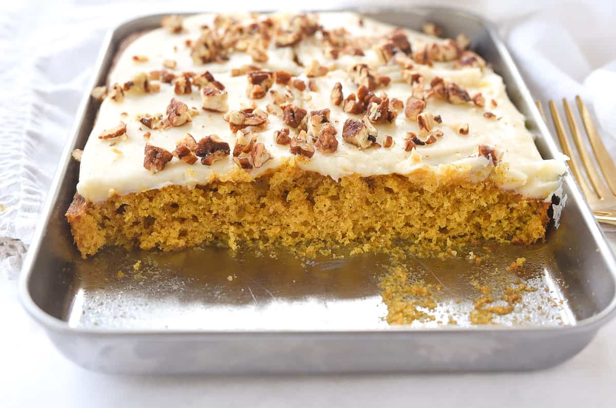 pan of sliced pumpkin bars