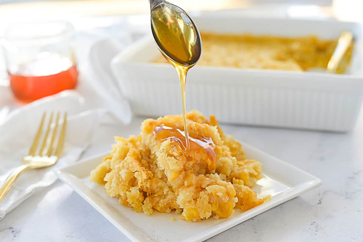 drizzling corn cake with honey