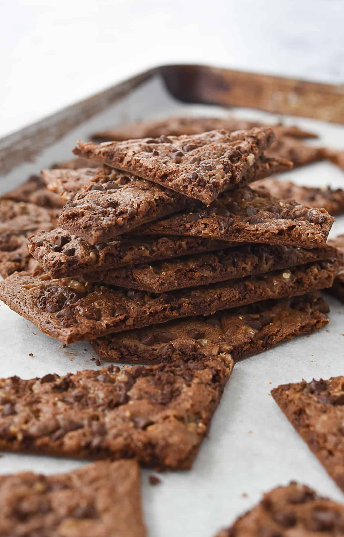 pile of brownie brittle