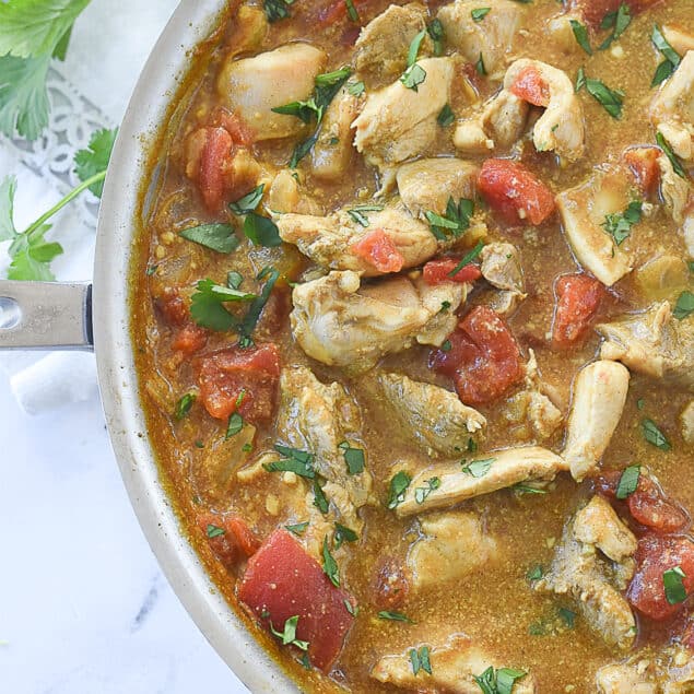 pan of chicken korma