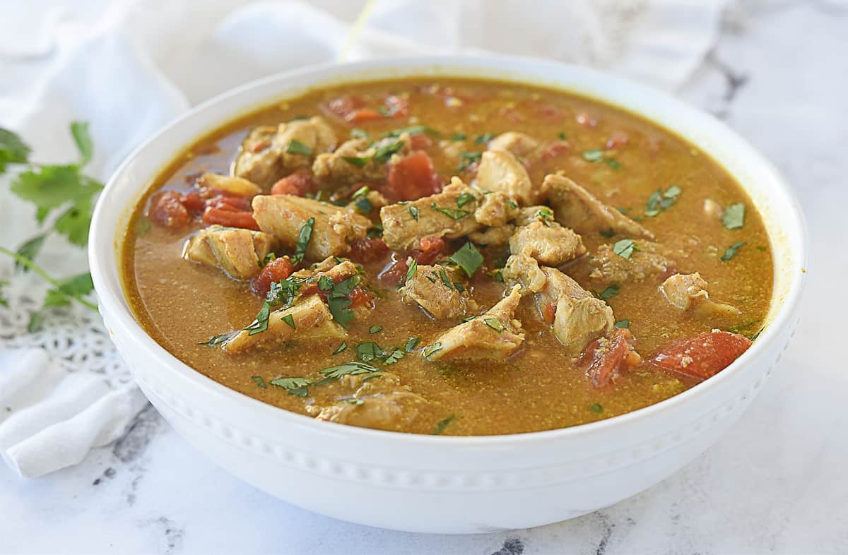 bowl of chicken korma