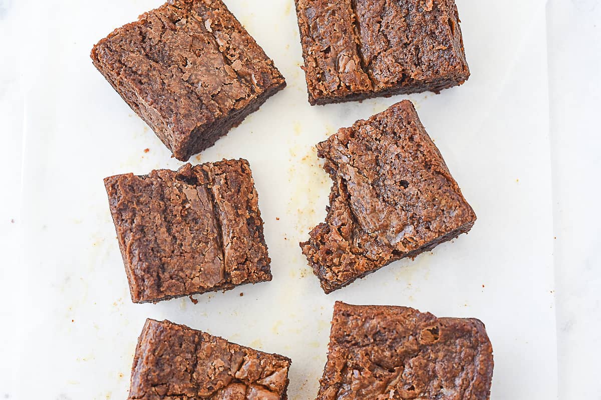 overhead shot of nutella brownies