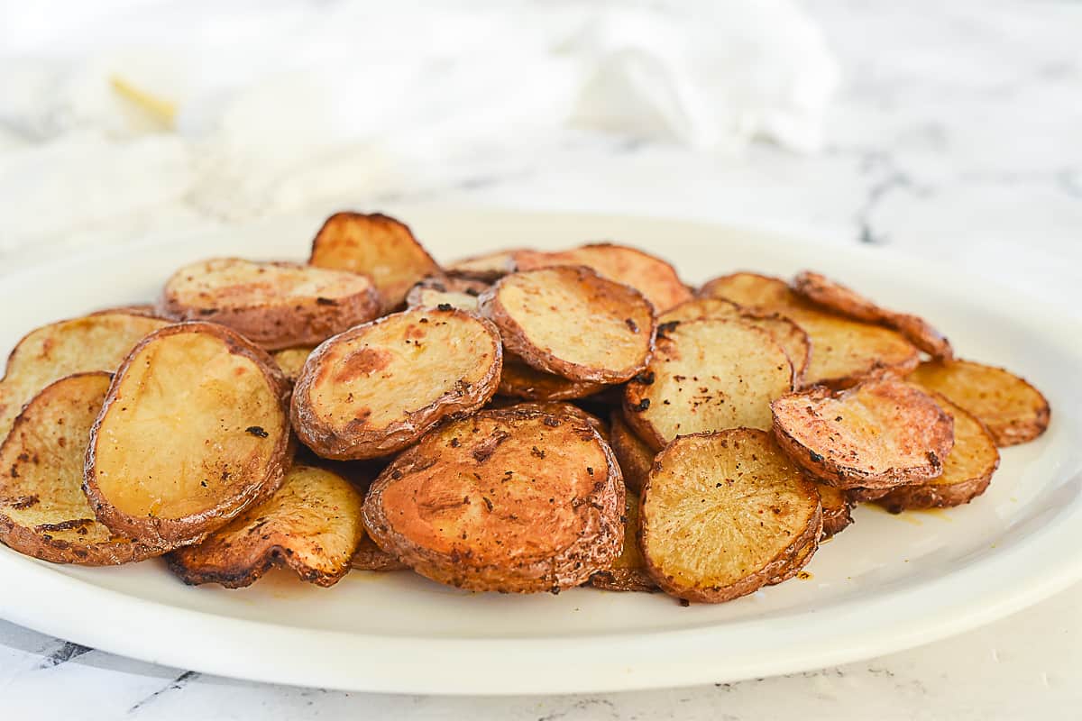 plate of spicy potatotes