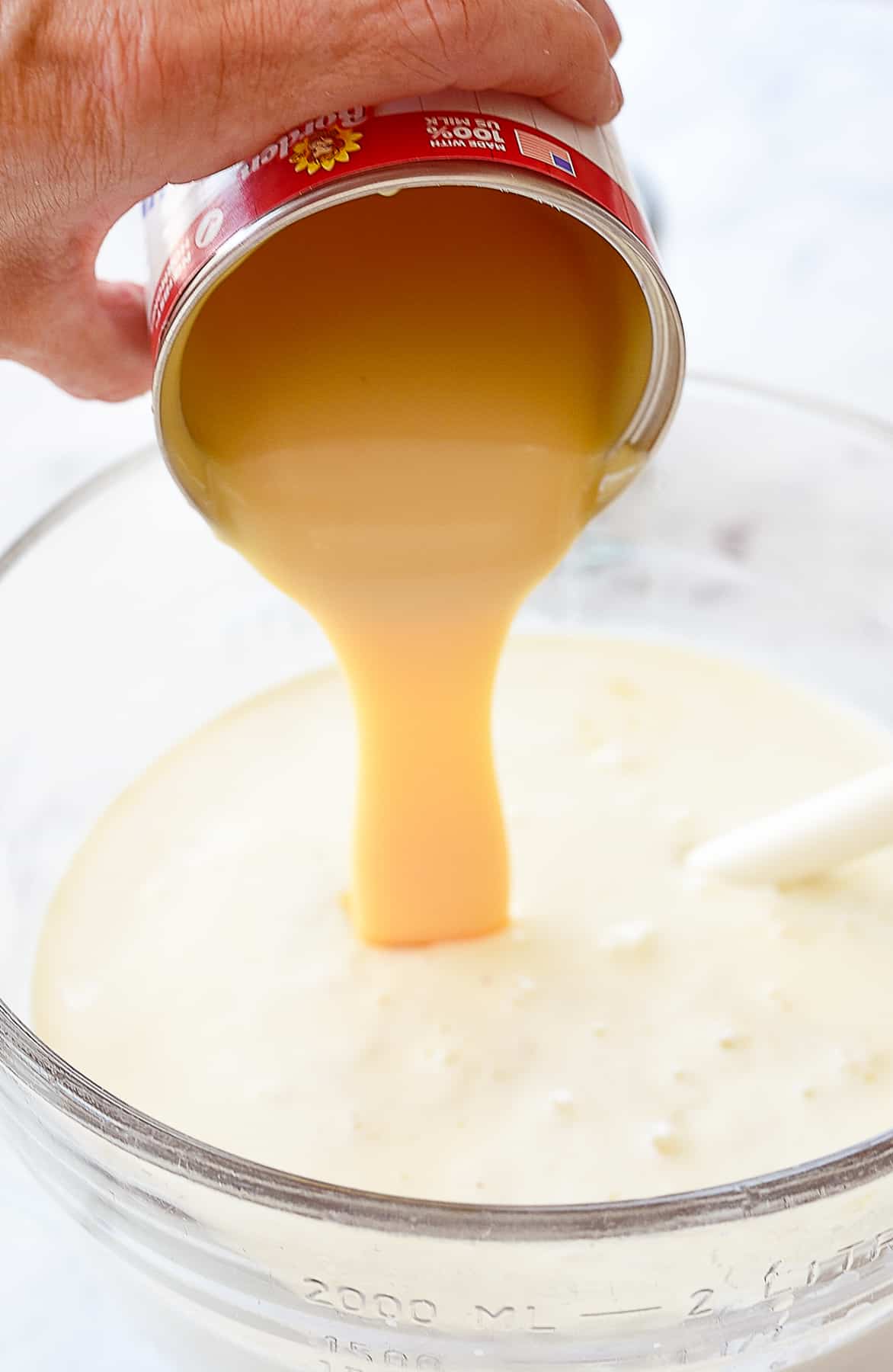 Adding sweetened condensed milk to ice cream 