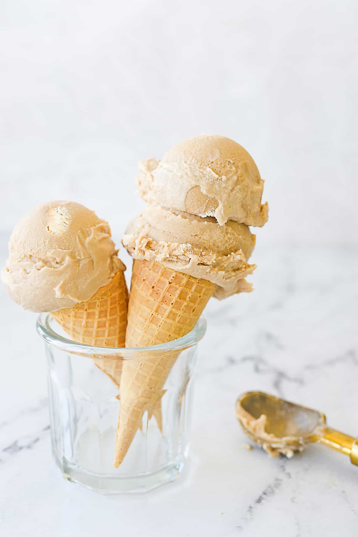 two root beer float ice cream cones