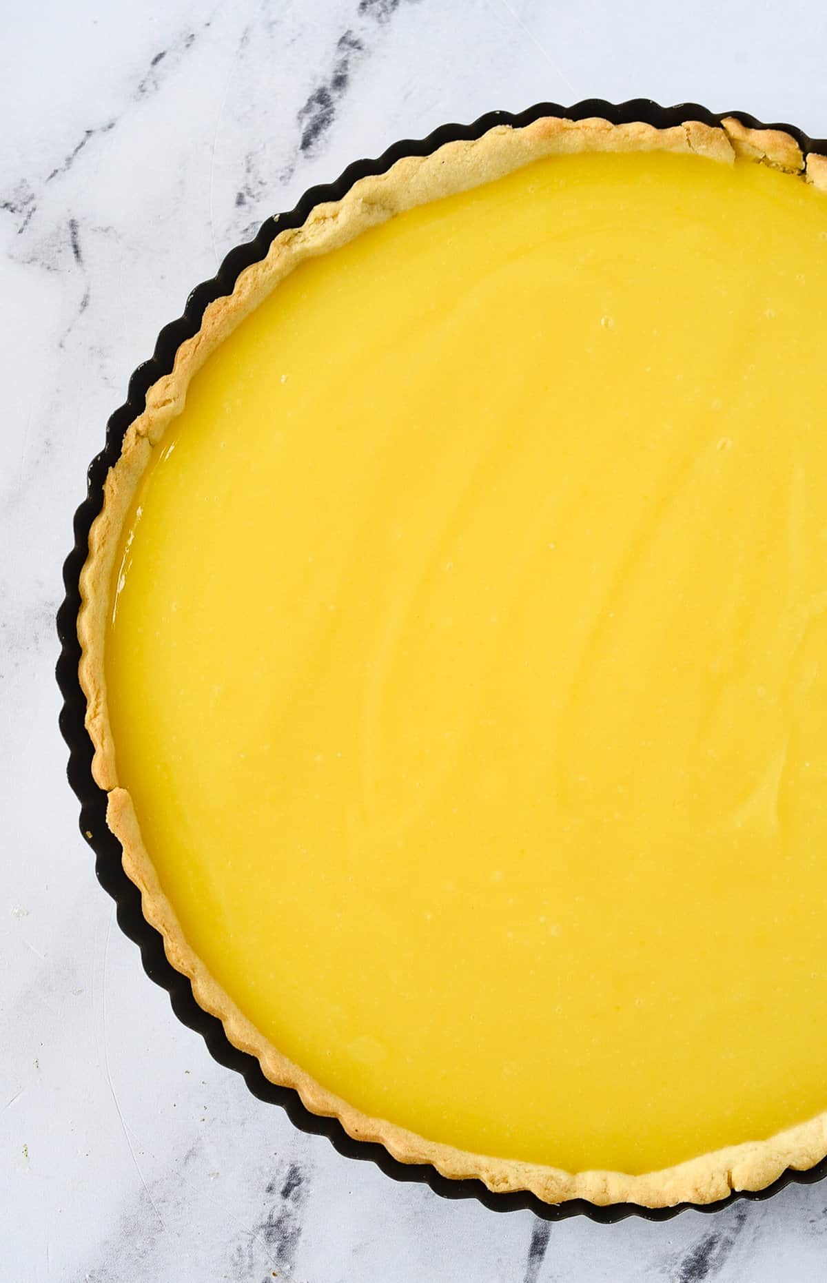 lemon curd in tart shell