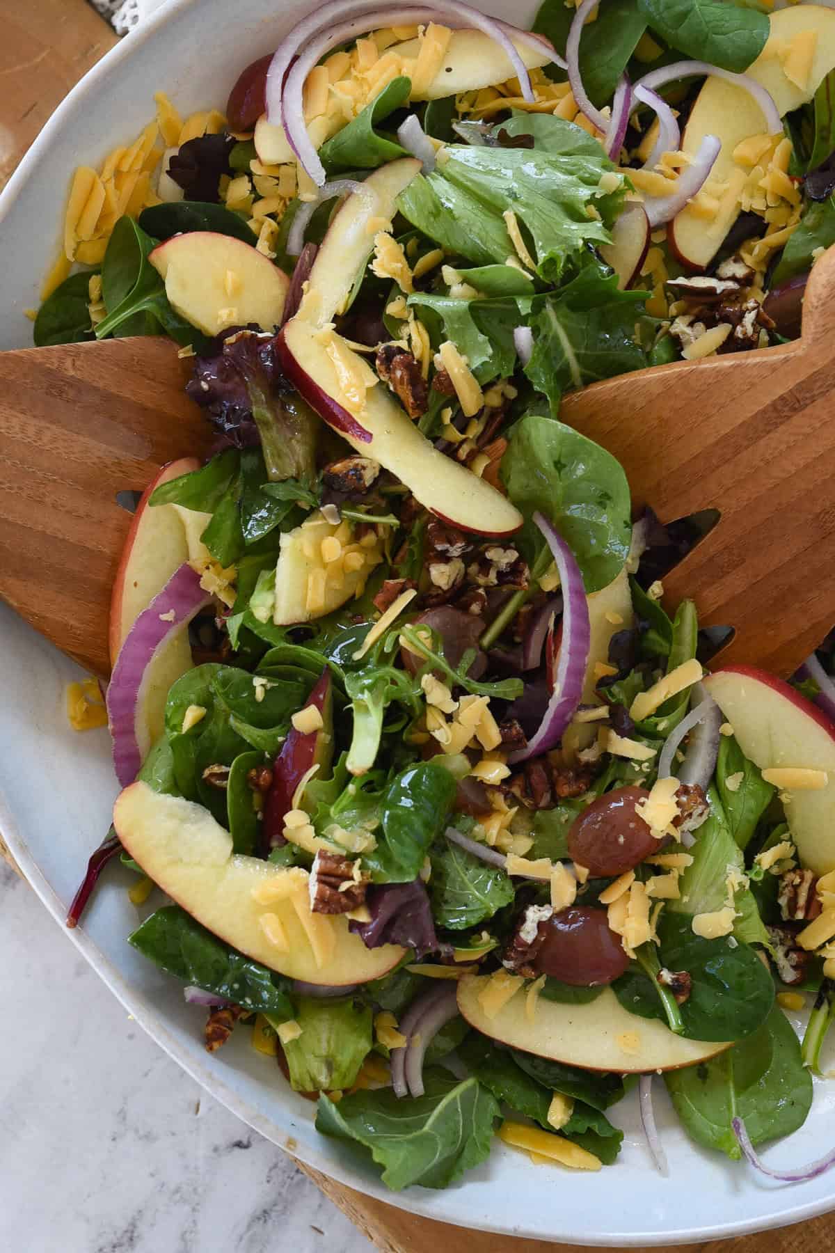 tossed apple pecan salad