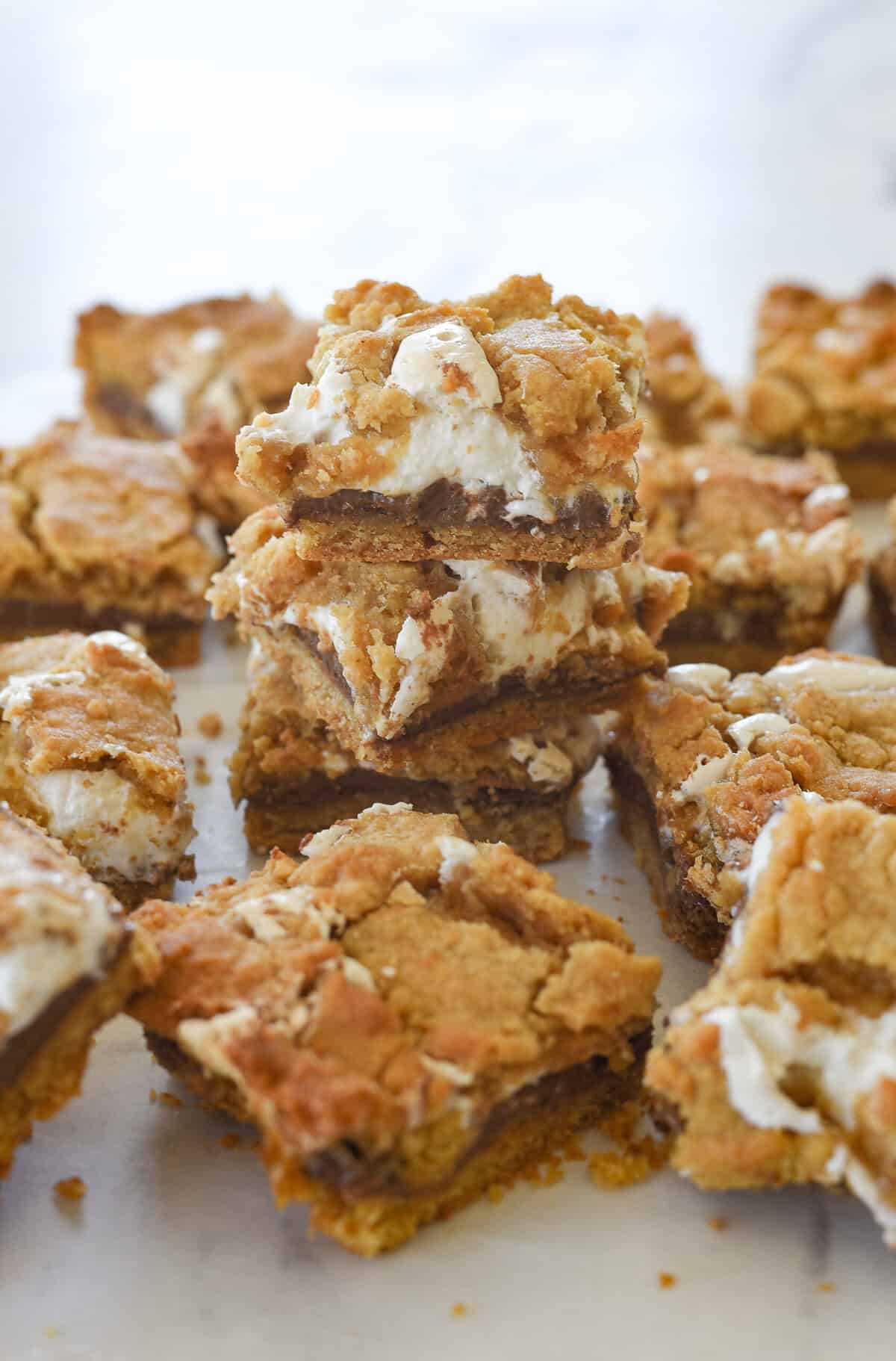 S'mores bars stacke don top of each other