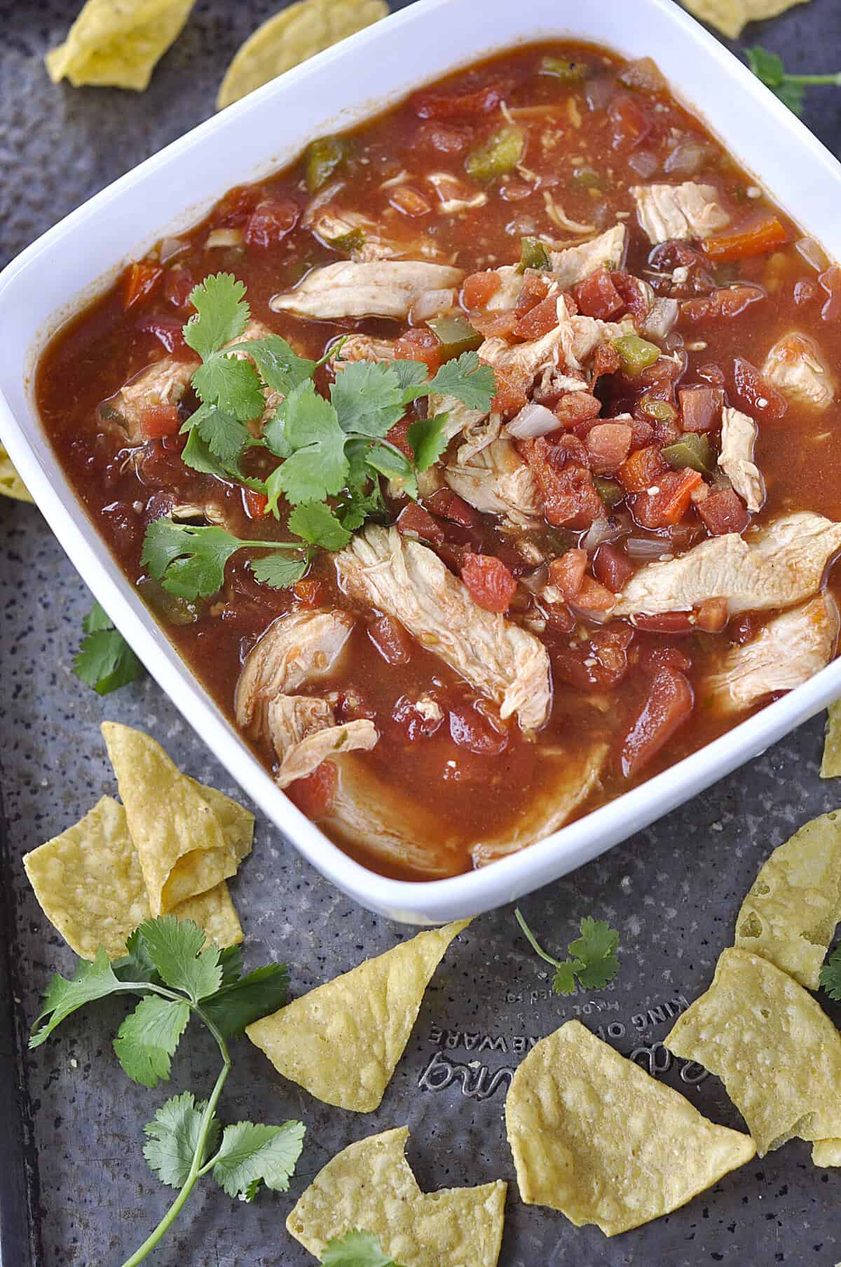 BOWL OF SLOW COOKER CHICKEN CHIPOTLE SOUP
